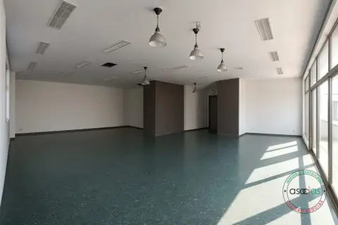 Local comercial en calle Jovellanos, 4