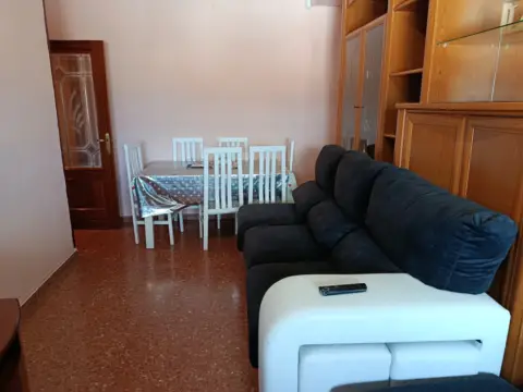 Piso en Avenida de la Paz