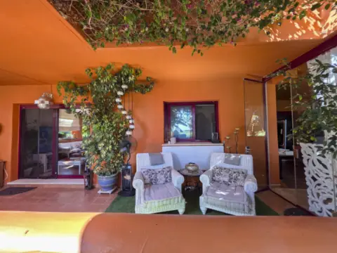 Apartamento en Urbanización El Hacho-La Duquesa Golf