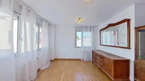 Piso en calle Barrio Reigadas