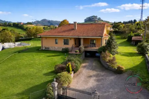 Casa en Camí de la Fuente del Álamo, 10