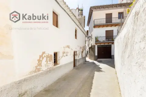Casa en calle de la Baja, 112