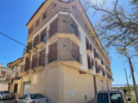 Apartamento en Jerónimo y Avileses