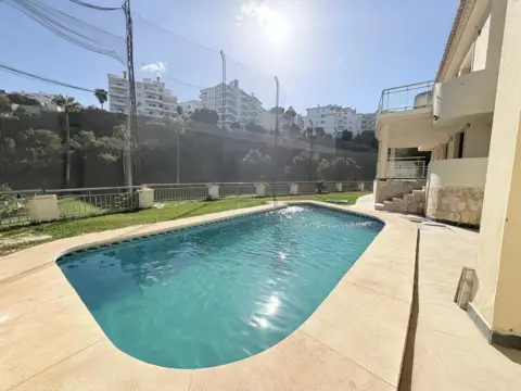 Casa en Urbanización Calahonda-Golf-Riviera del Sol-Miraflores