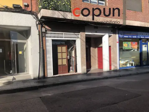Local comercial en Tenderina-Mercadín-Fozaneldi