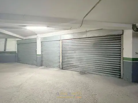 Garaje en calle de Santiago Mirat, 3
