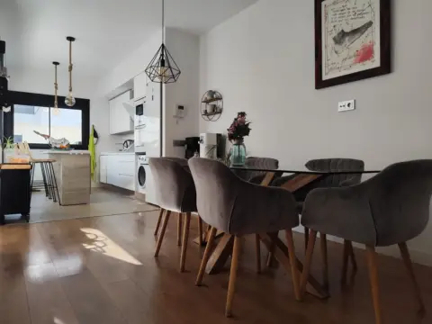 Casa adosada en Zona Avenida de Juan Diego