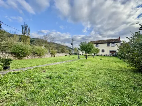 Casa en calle de la Estación