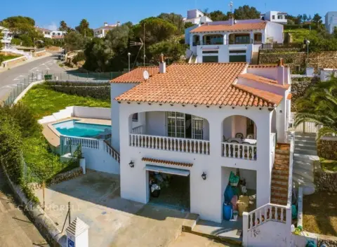 Chalet en calle Ds Canutells, nº 47