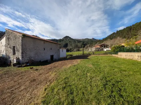 Casa en calle Barrio Caburrao, San Miguel de Aras, nº 96