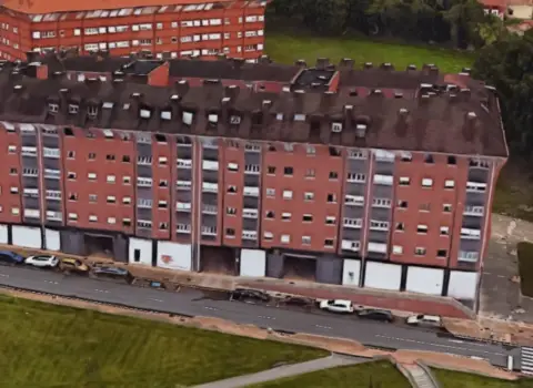 Piso en Tenderina-Mercadín-Fozaneldi