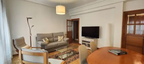 Piso en calle de Francisco de Paula Jovellanos