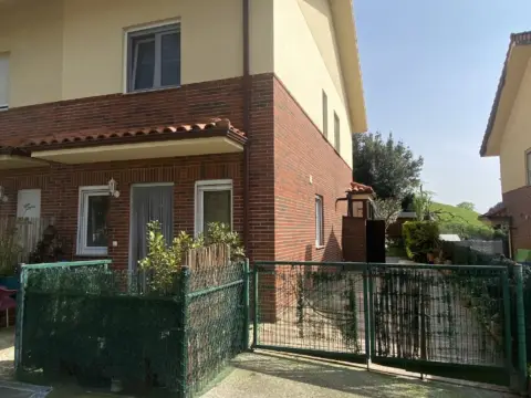Casa en calle Bº Las Escuelas, nº 71D