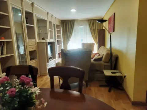 Piso en Flores del Sil