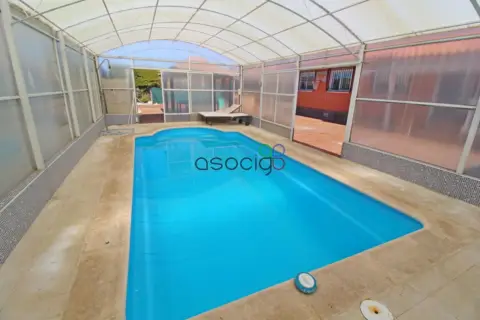 Casa adosada en Chiloeches