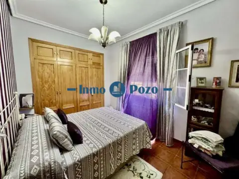 Chalet en Almendralejo