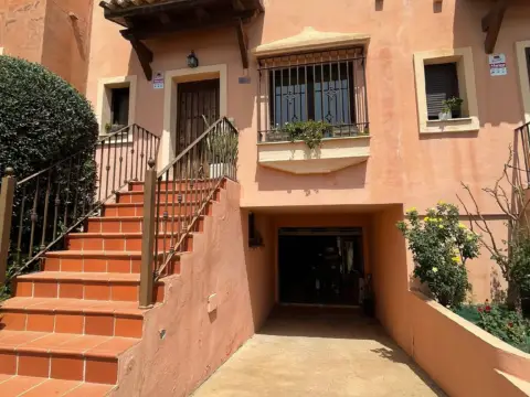 Casa adosada en Playa Bahía Dorada