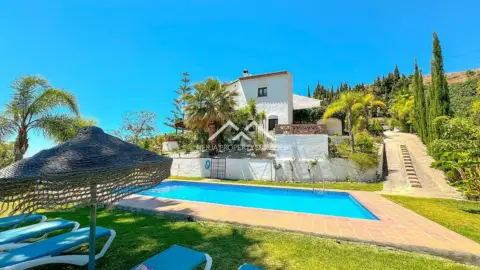 Casa en , Cerca del Mar, en El Campo, Cerca del Pueblo