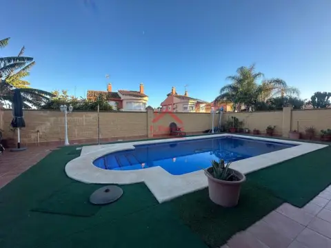 Casa en , Pueblo