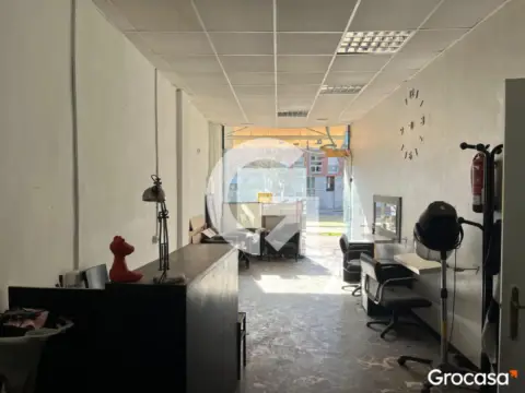 Local comercial en calle Ps Lluis Muncunill,De