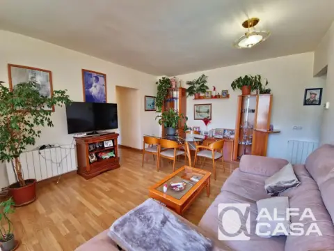 Piso en Fenals-Santa Clotilde