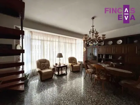 Piso en calle Rb Joaquim Vayreda