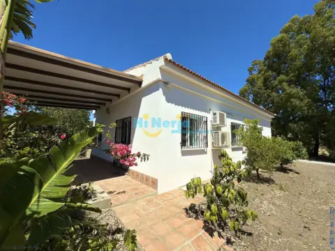 Finca rústica en Chilches