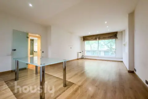 Piso en Carrer del Cardenal Vives i Tutó, nº .