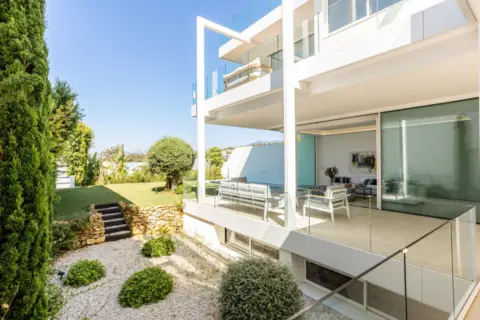 Chalet en Valdeolletas-Las Cancelas-Xarblanca