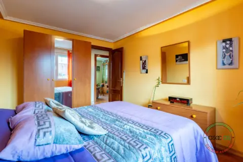 Piso en calle de Jesús González Alonso, 5