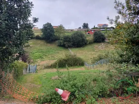 Terreno en calle La Llomba, nº Sin Informacion