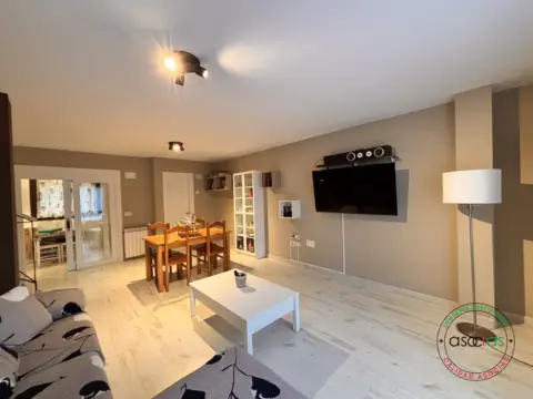 Casa en calle Al Requejado