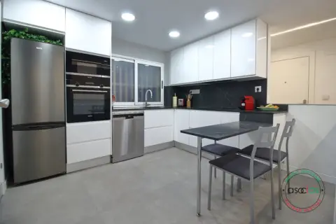 Piso en calle de Anselmo Cifuentes, 10