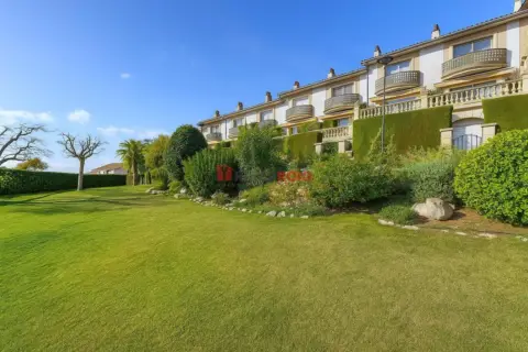 Casa adosada en Nucli Urbà