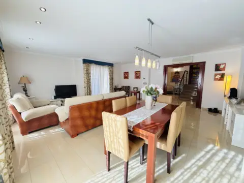 Casa en Rafelbunyol