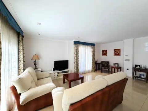 Casa en Rafelbunyol