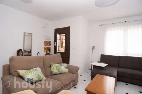 Casa en calle CL Rep.Dominicana-Los Dolore,, nº .