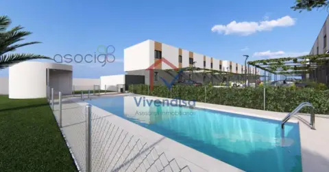 Casa adosada en calle Extremadura, 25