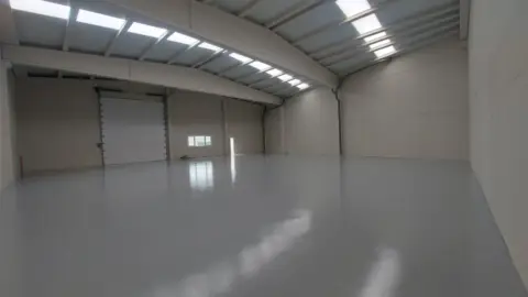 Nave industrial en Avenida del Puntido