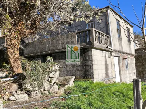 Casa en calle Lugar Sucastro - Aguasantas, nº 6