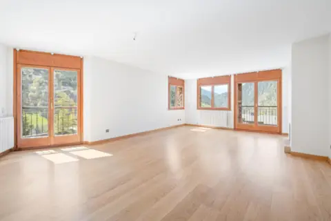 Piso en Anyós