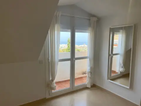 Dúplex en Rancho Domingo-La Hacienda