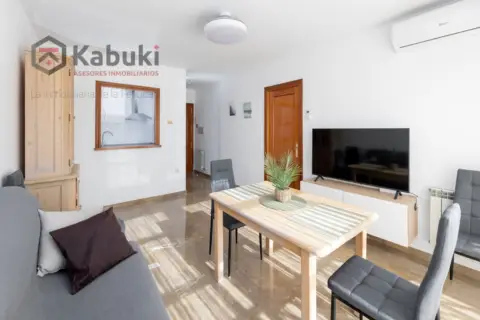 Piso en calle Orquídea, 2