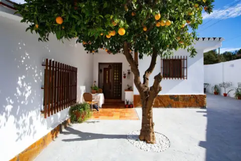 Casa en Manantiales-Cortijos del Sol-Fuensanguínea