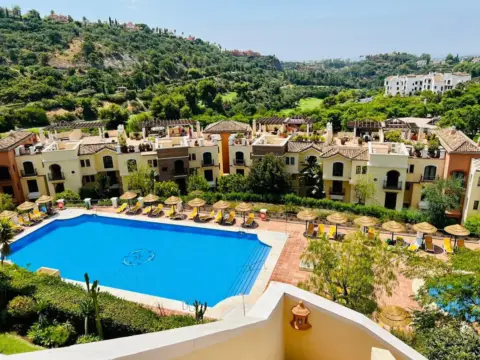 Apartamento en calle los Arqueros, Urb Las Jacarandas, Torre Esteril 94