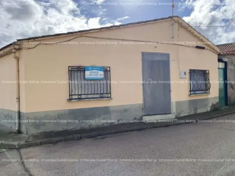 Casa en calle de Ronda, 15