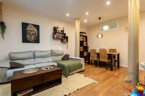 Piso en calle de Pablo Neruda, 6