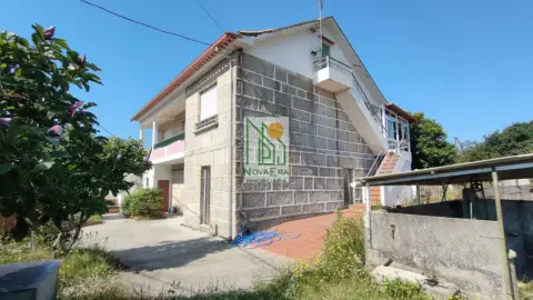 Chalet en calle A Bouza