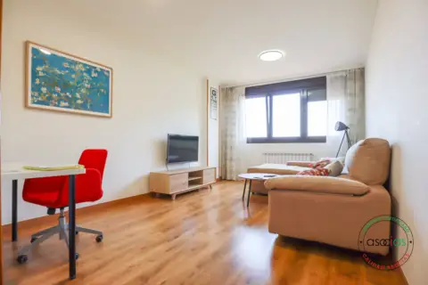 Piso en Avenida de la Grandiella, 35