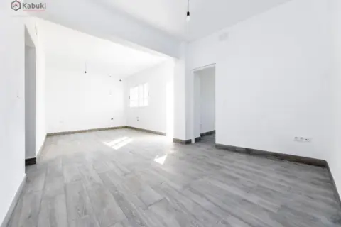 Piso en calle Yesares Alto Ag Olivares